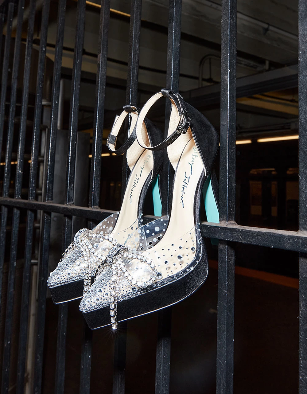 CHER BLACK SATIN 11 CHER BLACK SATIN - Image 9