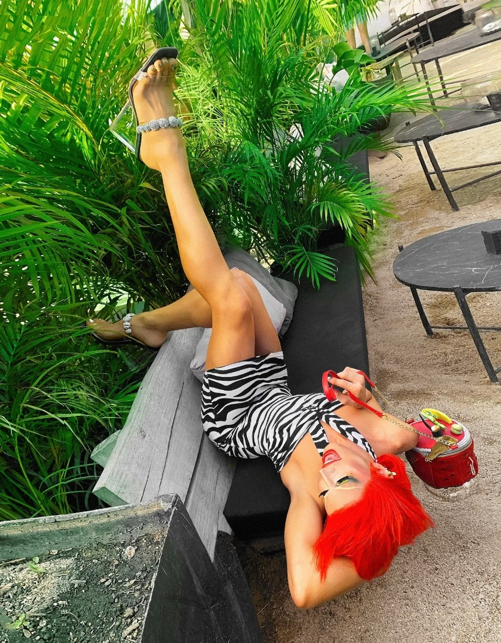 WILD ONE HALTER DRESS BLACK/WHITE 4 WILD ONE HALTER DRESS BLACK/WHITE - Image 2