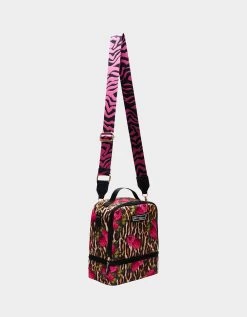 LEOPARD LOVER 2-PART LUNCH BAG LEOPARD -Betsey Johnson BETSEY JOHNSON HANDBAGS BJ34850M LEOPARD LIFESTYLE1