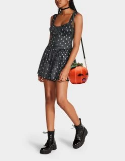 Betsey Johnson -Betsey Johnson BETSEY JOHNSON HANDBAGS BJ71405F ORANGE LIFESTYLE1 7447e078 9215 4be3 9e9a f8adcbc7eb02