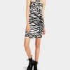 WILD ONE HALTER DRESS BLACK/WHITE 1 WILD ONE HALTER DRESS BLACK/WHITE -Betsey Johnson BETSEY JOHNSON JN108383 SONIC WHITE 02