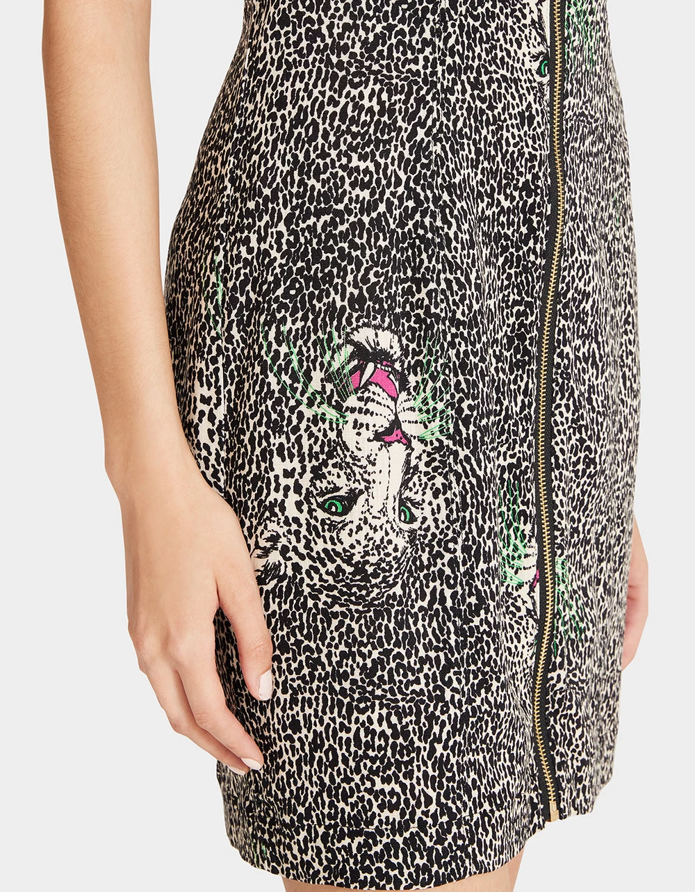 XENA HALTER MINI DRESS TAN LEOPARD 5 XENA HALTER MINI DRESS TAN LEOPARD - Image 3