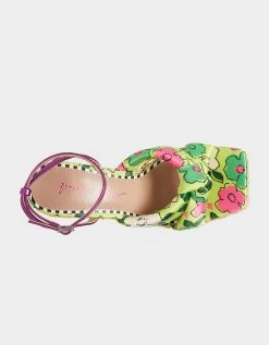 PANSIE YELLOW MULTI -Betsey Johnson BETSEY JOHNSON PANSIE YELLOW MULTI TOP