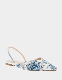 VANCE BLUE FLORAL -Betsey Johnson BETSEY JOHNSON SHOES 23BJ9516F 1 IVORY