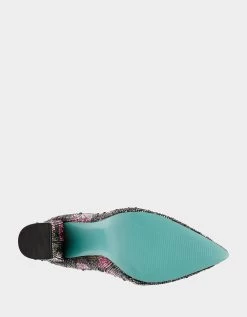 CADY BLACK/PINK 19 CADY BLACK/PINK -Betsey Johnson BETSEY JOHNSON SHOES SB CADY BLACK FLORAL BOTTOM