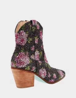 DIVAF BLACK/PINK -Betsey Johnson BETSEY JOHNSON SHOES SB DIVA PF BLACK FLORAL ALT1