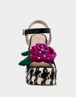 EUGENE BLACK/WHITE -Betsey Johnson BETSEYJOHNSON SANDALS EUGENE HOUNDSTOOTH FRONT