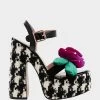 EUGENE BLACK/WHITE -Betsey Johnson BETSEYJOHNSON SANDALS EUGENE HOUNDSTOOTH SIDE