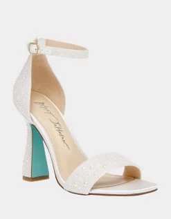 DANI IVORY -Betsey Johnson BETSEYJOHNSON SANDALS SB DANIPEARL