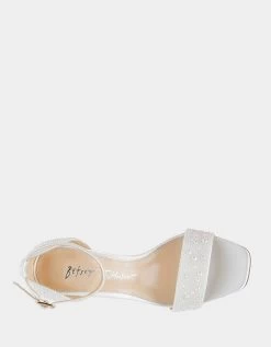 DANI IVORY -Betsey Johnson BETSEYJOHNSON SANDALS SB DANIPEARL TOP