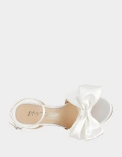 MADDY IVORY -Betsey Johnson BETSEYJOHNSON SANDALS SB MADDY IVORY TOP