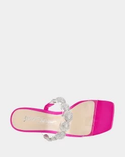 TROY FUCHSIA -Betsey Johnson BETSEYJOHNSON SANDALS SB TROYFUCHSIA TOP
