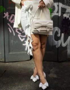 NOBBLE IVORY -Betsey Johnson BETSEY 2023 Q2 CONTENTCREATOR AUDREEKATELOPEZ 278 JAYDE