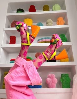 SPRITE MULTI -Betsey Johnson BETSEY 2023 Q2 CONTENTCREATOR CHAMPAGNEUNICORNS 244 SPRITE