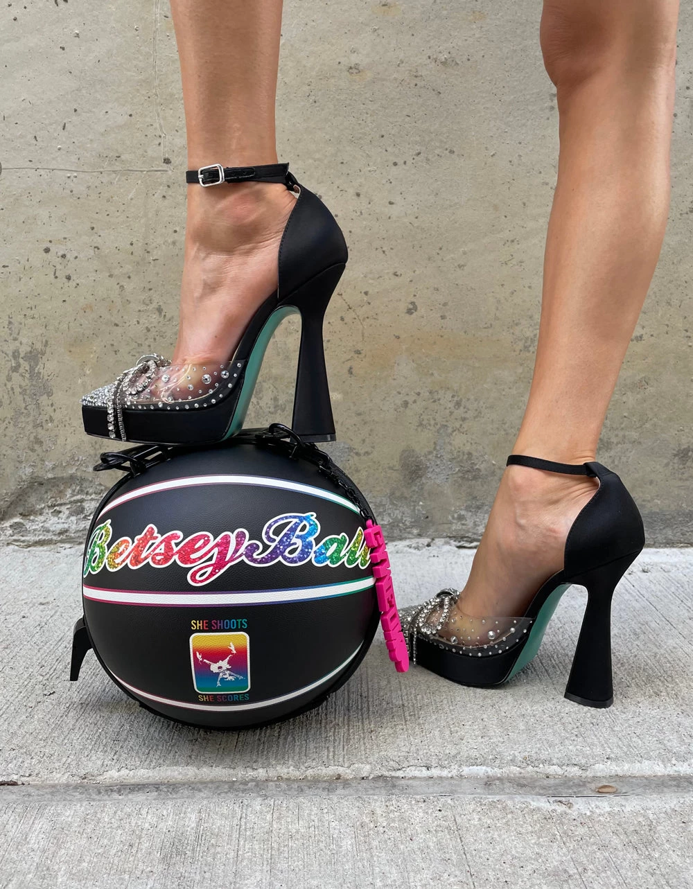 CHER BLACK SATIN 4 CHER BLACK SATIN - Image 2