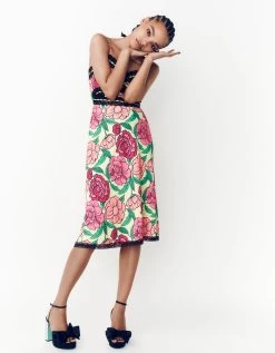 HOLLYWOOD MIDI DRESS LIME -Betsey Johnson BETSEY 2023 Q2 LIFESTYLE 13 JN208727 SB MADDY 100234 R3 QC