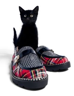 MARIAM RED MULTI 10 MARIAM RED MULTI -Betsey Johnson BETSEY 2023 Q3 24 MARIAM 3317 CROPPED 4f93c6fb 3b11 4f29 928e 5947926b27c0