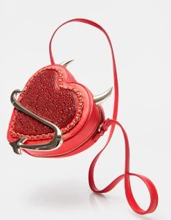 KITSCH DEVIL IN THE DETAILS CROSSBODY RED -Betsey Johnson BETSEY 2023 Q3 STILLS BJ34815F 33 0590 CROPPED