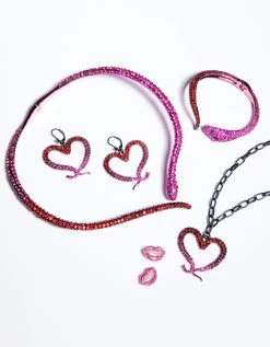 MIDNIGHT GARDEN SNAKE HINGE BRACELET FUCHSIA -Betsey Johnson BETSEY 2023 Q3 STILLS MIDNIGHT GARDEN 37 0809 CROPPED b5245a7d 67ac 478c b2f4 41c7d9c444cd