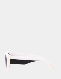 DOUBLE TAKE SUNGLASSES BLACK/WHITE -Betsey Johnson BJ 23 200 WHT SIDE