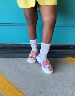 VINIE FLORAL MULTI -Betsey Johnson Screenshot2023 05 02142927