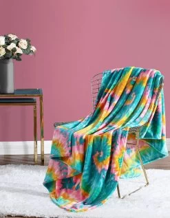 BETSEYS TIE DYE LOVE THROW BLANKET MULTI -Betsey Johnson TIE DYE LOVE BLANKET MULTI C