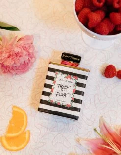 PRETTY N PUNK EAU DE PARFUM PINK -Betsey Johnson prettynpunkperfume6F6A6365